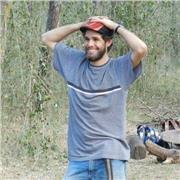 I am a very enthusiastic, but empathic teacher. I want to make learning interesting for everyone and share my passion for biology -something I'm great at.
Anyone having trouble with biology, at any level, should approach me! Other sciences such as high s